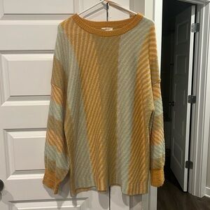 Easel women’s sweater